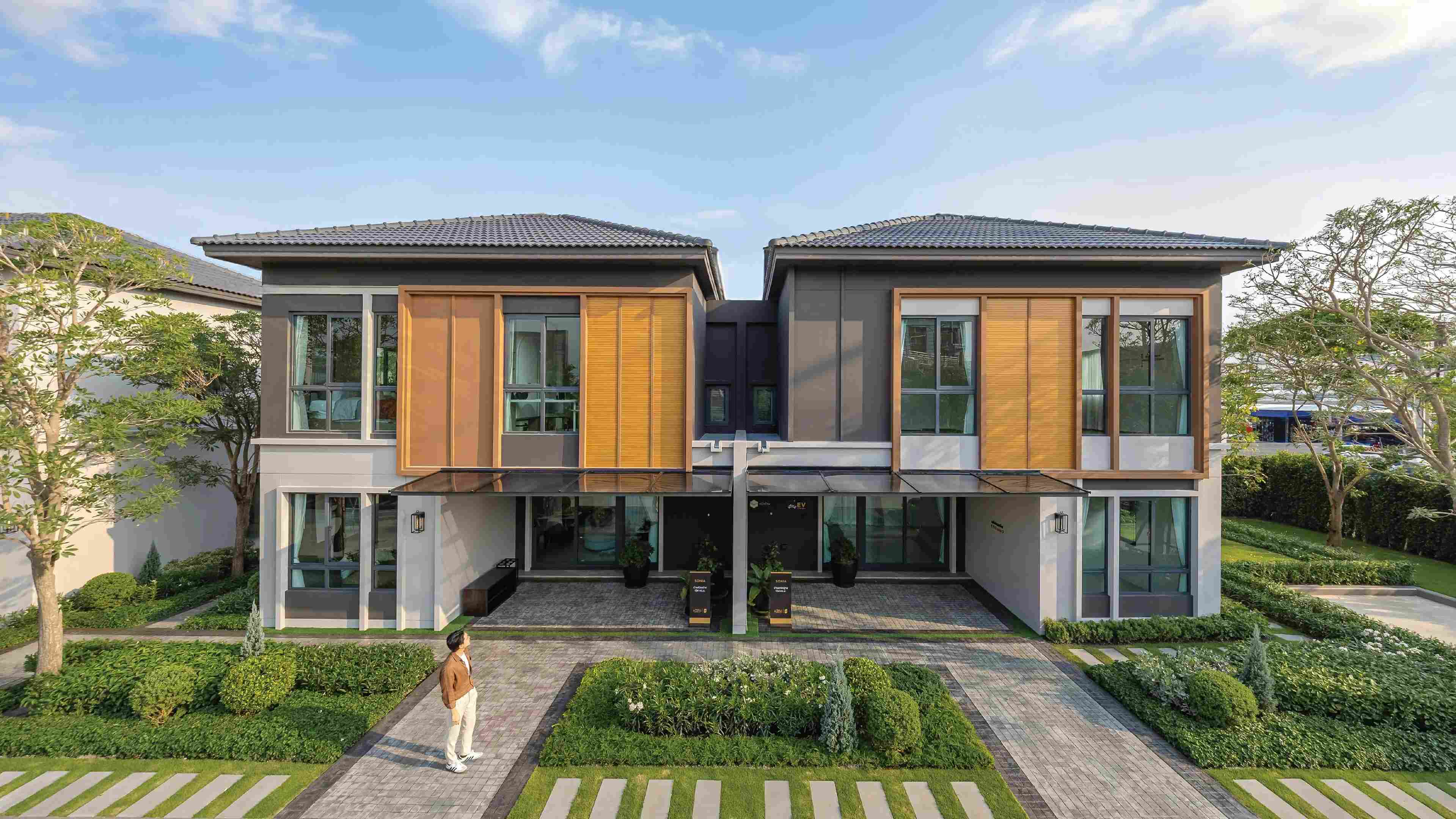 บ้านแฝดสไตล์บ้านเดี่ยว โครงการ GRANDE PLENO แจ้งวัฒนะ - ราชพฤกษ์