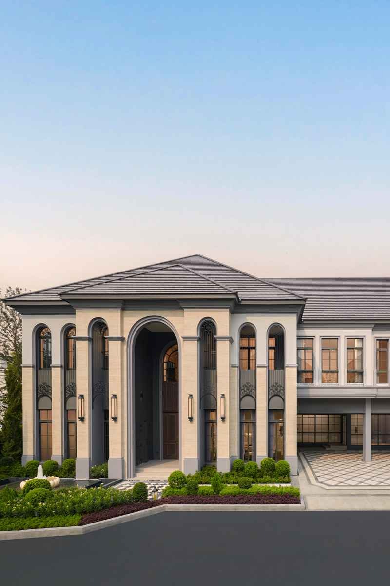 GRAND LUXURIOUS SPACE