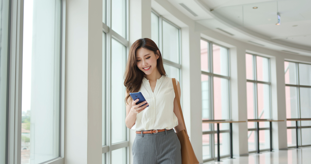 หญิงสาวทำงานในกรุงเทพ โดยเดินทางจากบ้านเดี่ยวโซนนนทบุรี