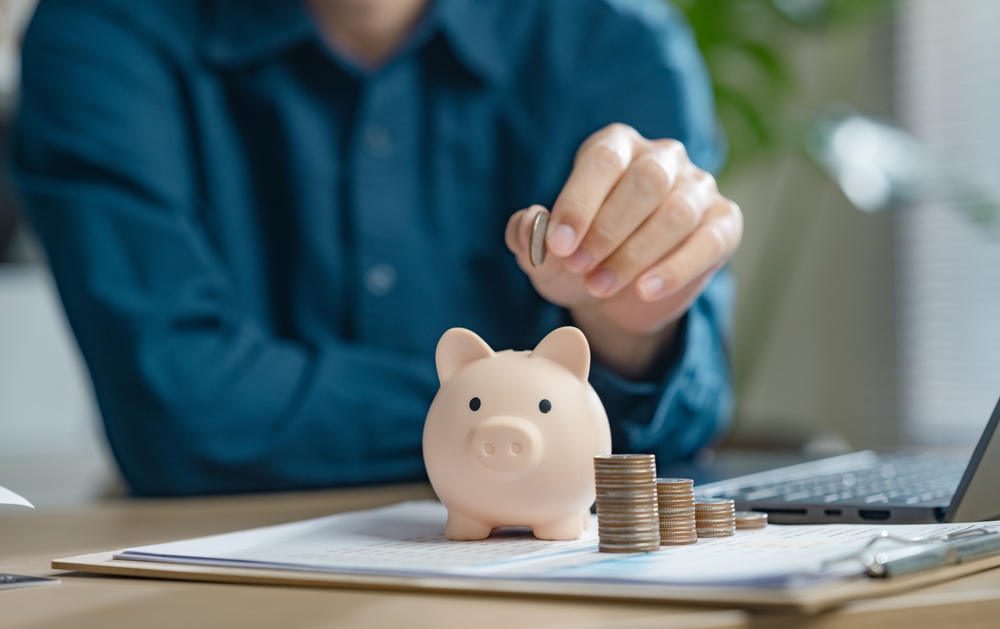 การประหยัดค่าธรรมเนียมและมีเงินออมเพิ่มขึ้น