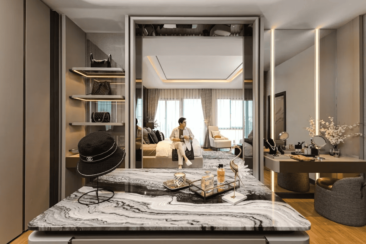 ห้องนอน Master Bedroom ในบ้านกลางเมือง THE EDITION พระราม 9 - พัฒนาการ 2