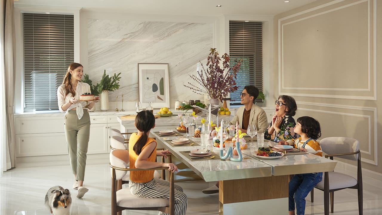 EXCEPTIONAL LIVING RESERVED FOR PRIVILEGED FAMILIES.