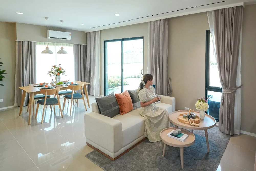 หญิงสาวใช้ชีวิตในบ้าน 3 ล้านจาก AP Thai โครงการ PLENO TOWN ปิ่นเกล้า-กาญจนาฯ