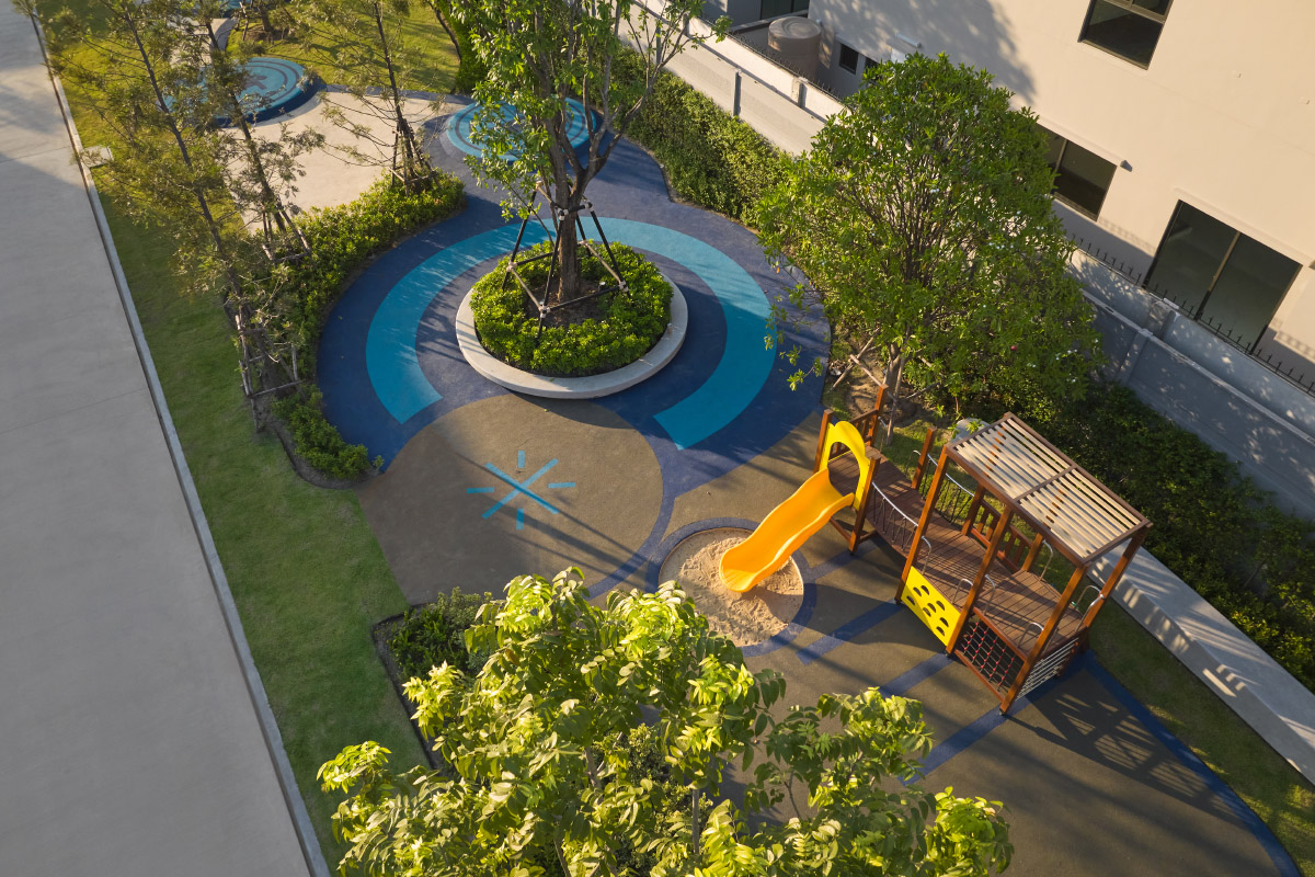 06_single-detached-house-near-motorway.jpg สิ่งอำนวยความสะดวกในโครงการ CENTRO พระราม 9 - มอเตอร์เวย์ 2