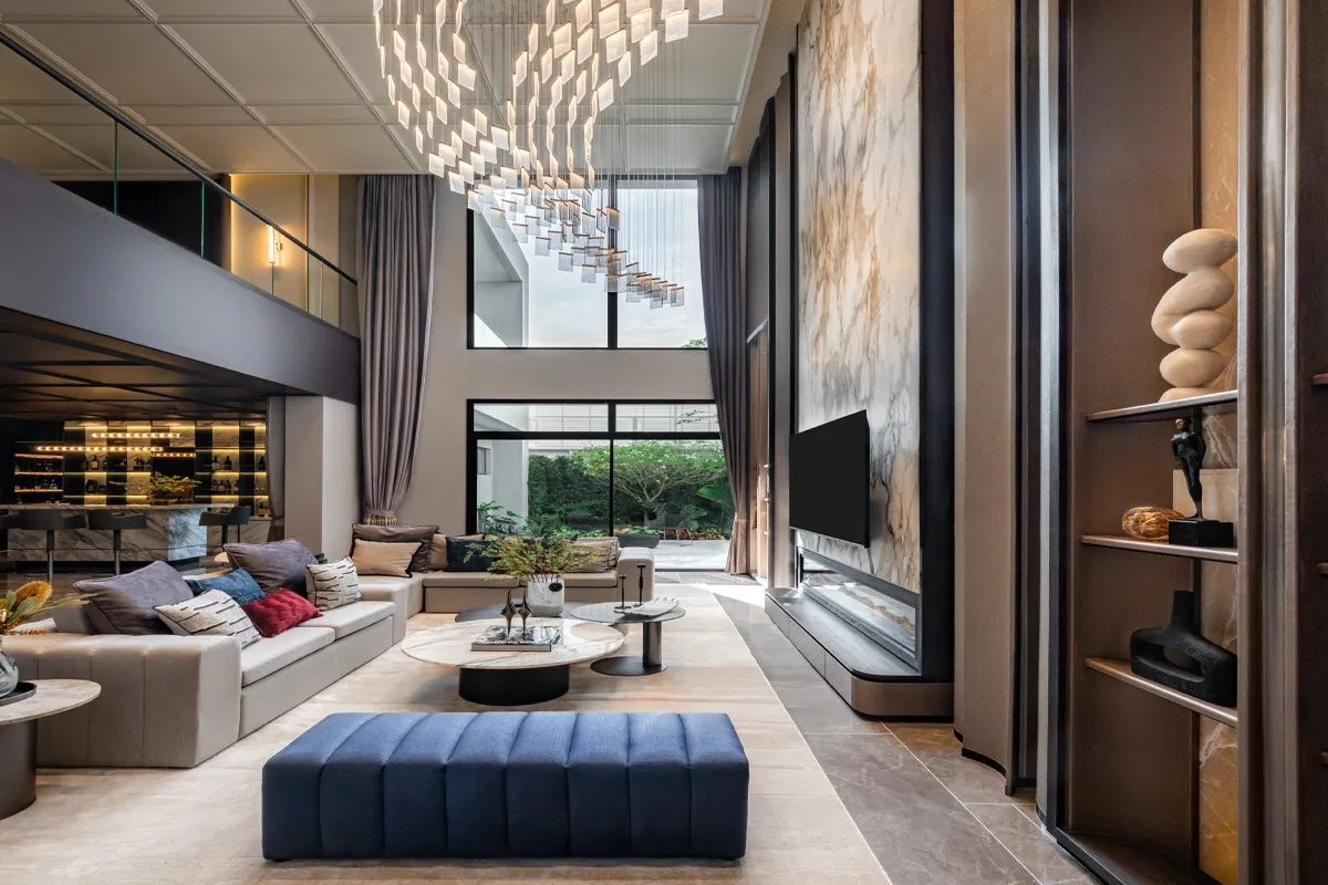 ภายในห้องนั่งเล่น Open Living Space โครงการ BEON เกษตร-นวมินทร์ บ้านเดี่ยวรามอินทรา ออกแบบเพดานสูงแบบ Ultra Volume เชื่อมต่อพื้นที่อย่างลงตัว