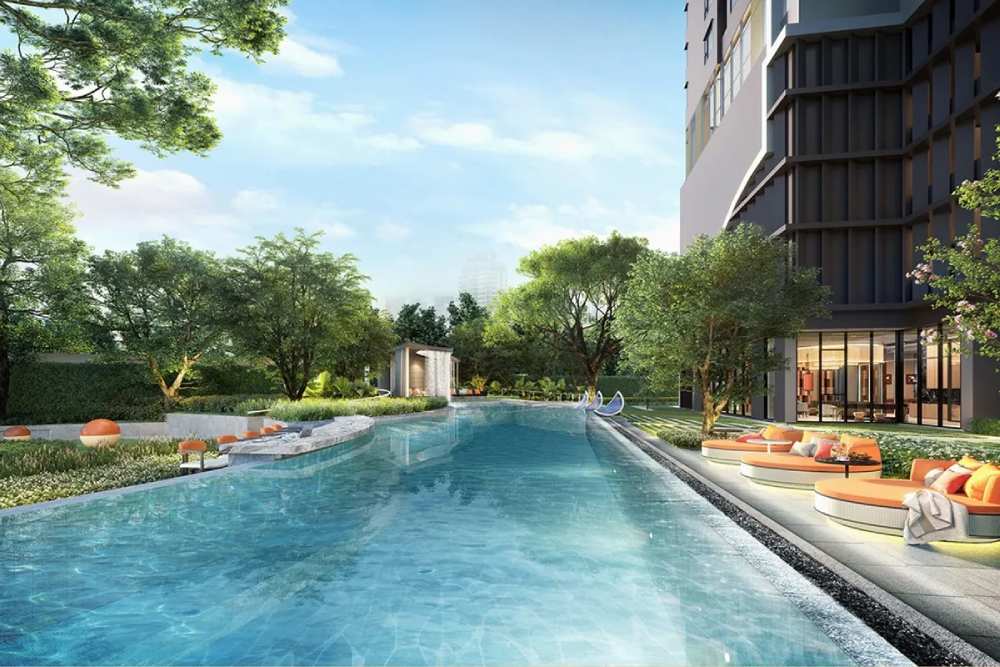 สระว่ายน้ำ โครงการ LIFE อุดมสุข สเตชั่น