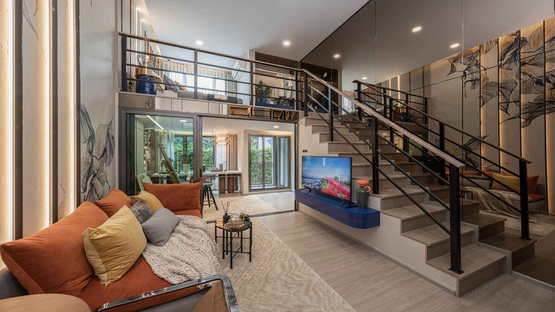 ตัวอย่างห้องคอนโดเพดานสูง Vertiplex / Loft
