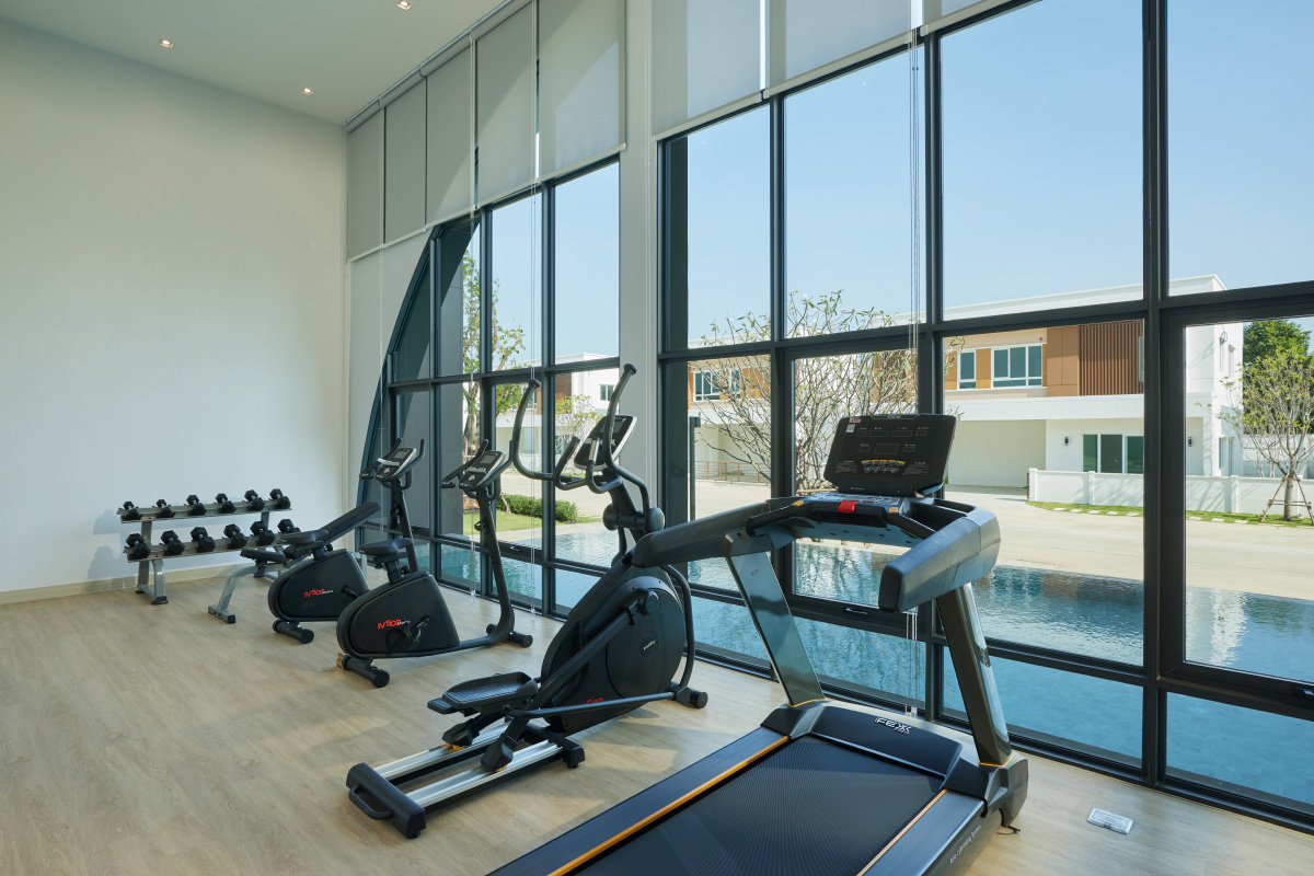 ฟิตเนสในโครงการ MODEN บางนา - เทพารักษ์