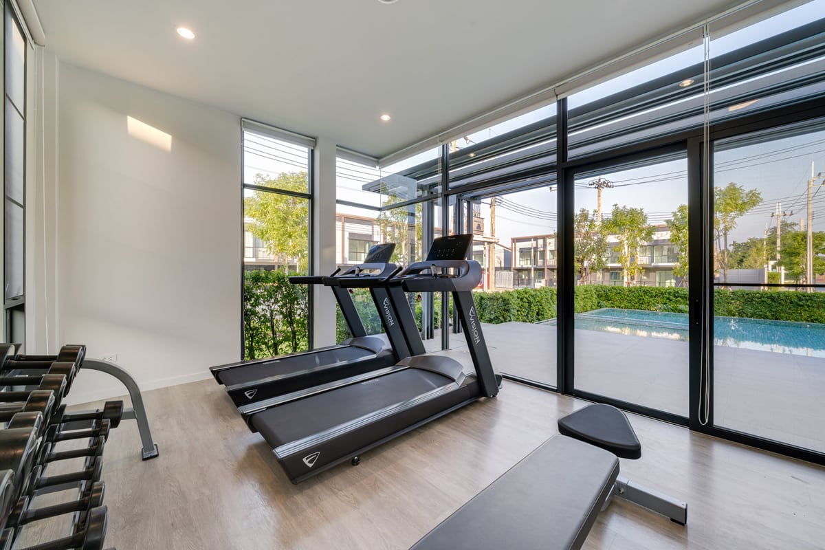 Fitness with panorama view