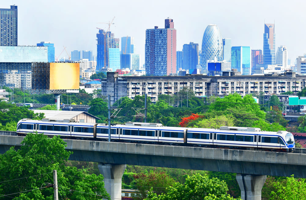 การเดินทางจากย่านกรุงเทพกรีฑา-ลาดกระบังสะดวกด้วยแอร์พอร์ต เรล ลิงก์