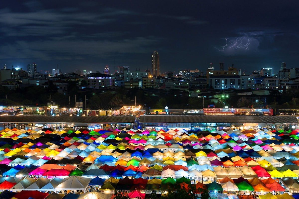 คอนโดจตุจักร-detail2.jpg แหล่งช็อปปิงหลากหลาย