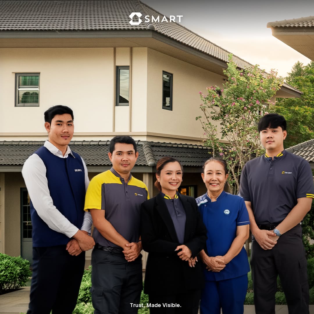 ทีมบริหารและปฏิบัติการนิติบุคคล SMART ครบทุกบทบาท ทั้งผู้จัดการ ธุรการ ช่าง และ รปภ. พร้อมดูแลลูกบ้านโครงการเอพีในทุกมิติ