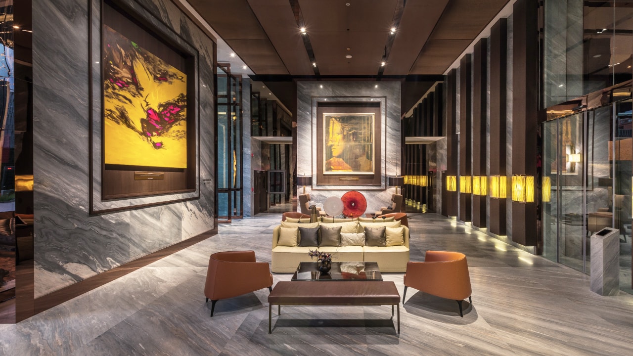 LIVING IN THE MASTERPIECE	 2