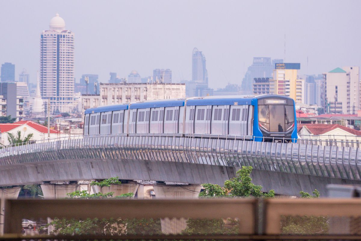 คอนโดมิเนียมคอนโด ปิ่นเกล้า - จรัญ - อิสรภาพ - แยกไฟฉาย