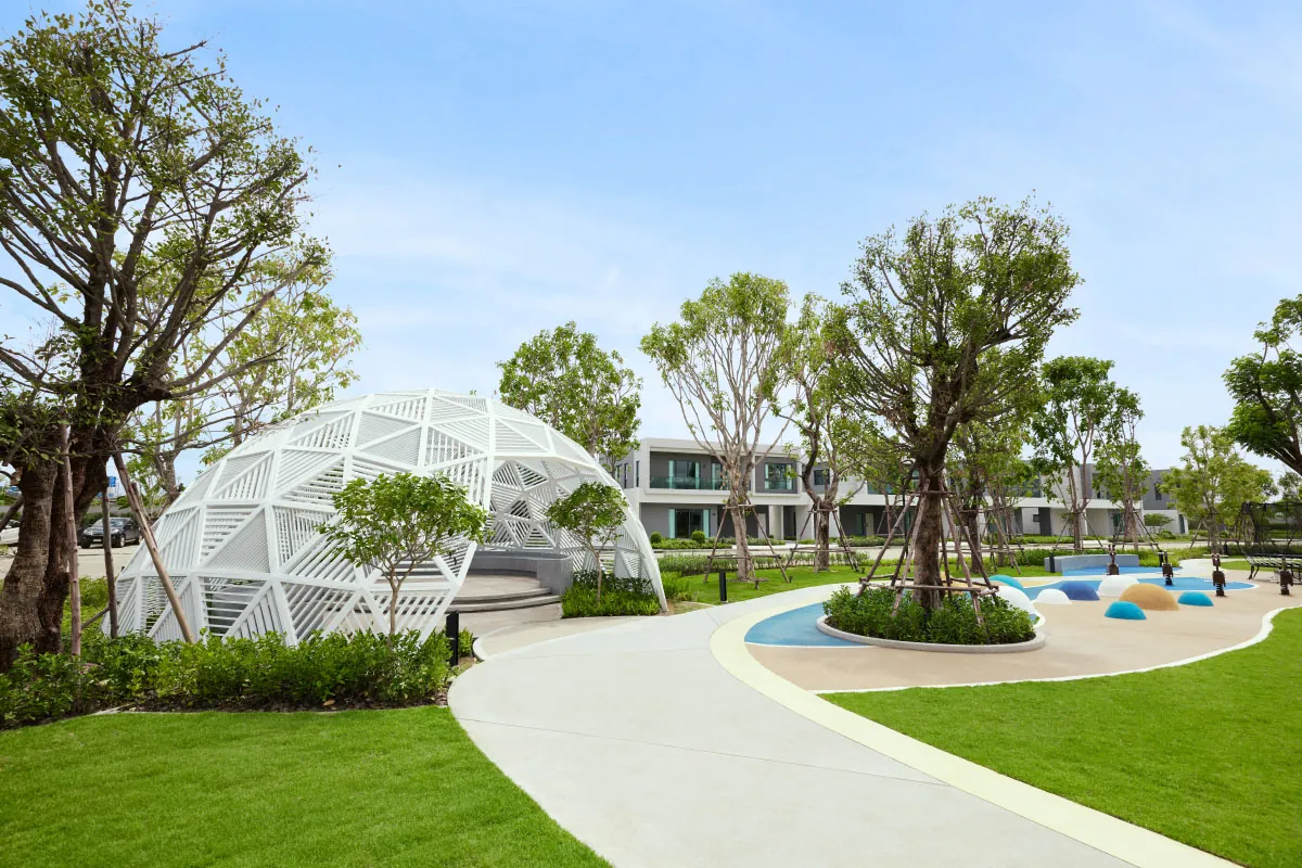 บรรยากาศสังคมบ้านเดี่ยวหรูย่านบางนา โครงการ CENTRO บางนา