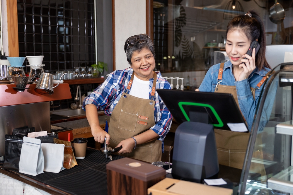 ร้านอาหารบนทางสามแพร่งมักอยู่แล้วรวย ค้าขายดี