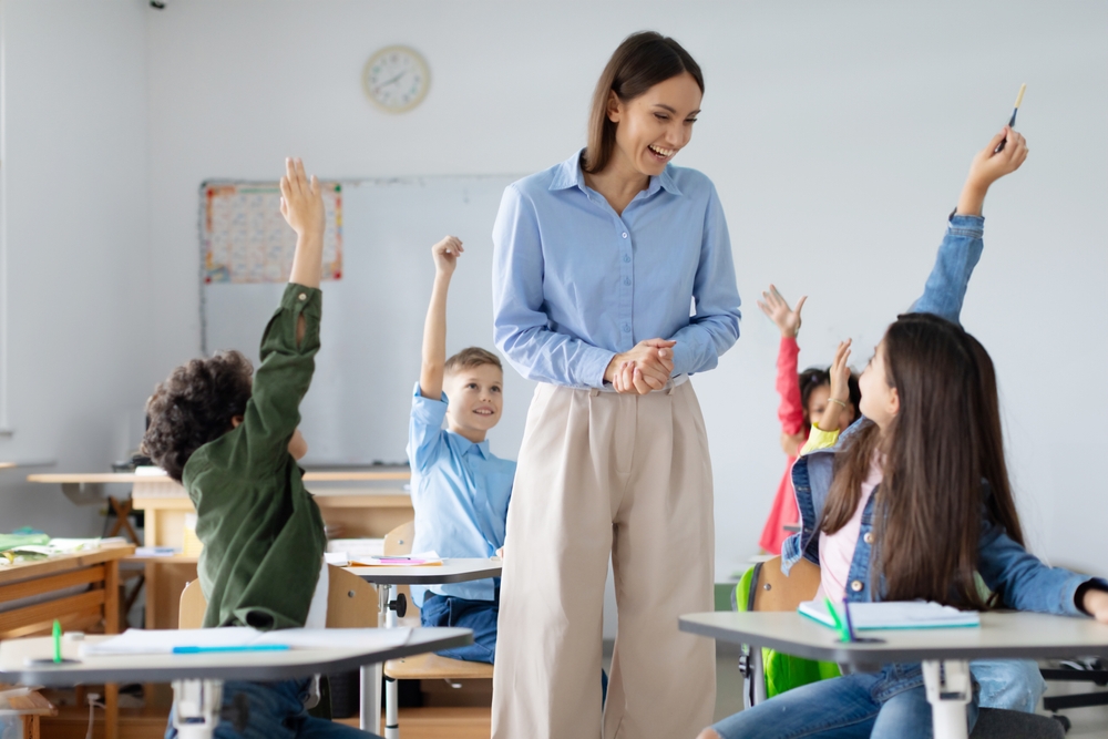 09_beon-modern-luxury-house.jpg การเรียนการสอนในชั้นเรียน