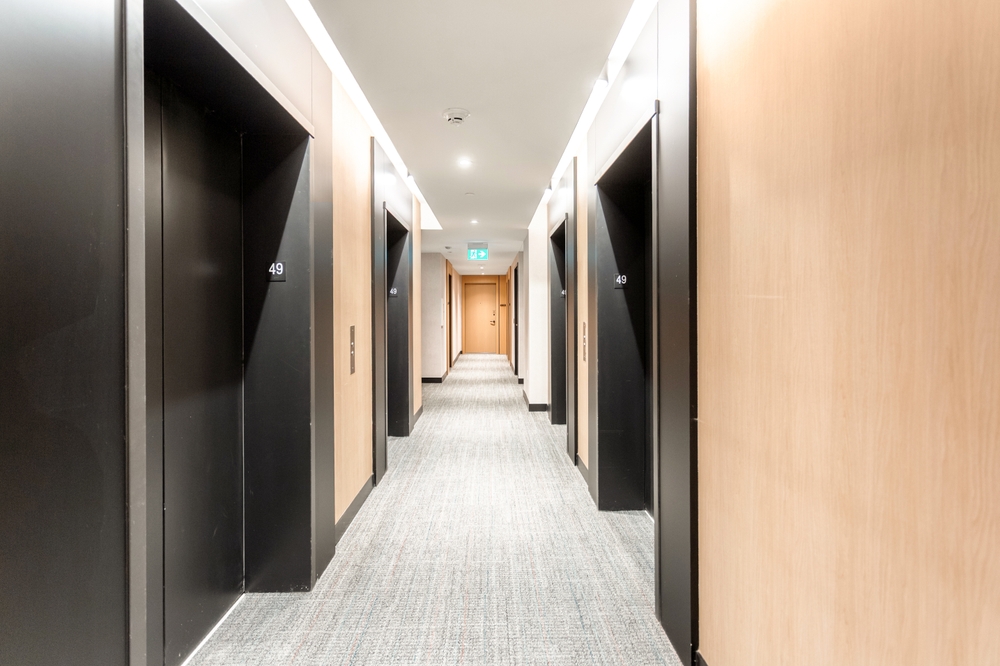 04_fengshui-condo.jpg ริมทางเดินบริเวณตรงกลางตามหลักฮวงจุ้ยคอนโด