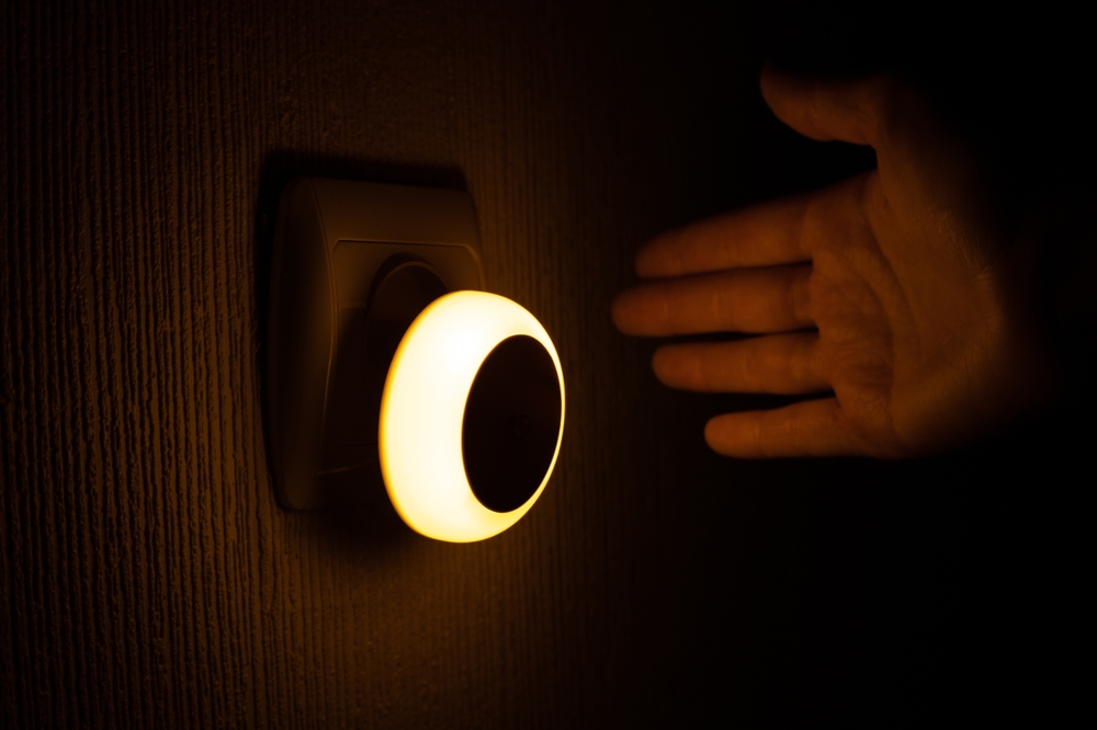 ไฟเปิดอัตโนมัติในเวลากลางคืน นวัตกรรมด้านการอยู่อาศัย