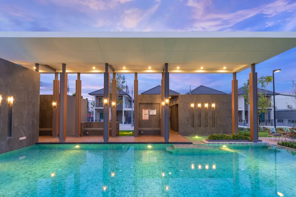 10_semi-detached-house-suksawat-prachauthit.jpg ส่วนกลางในโครงการ PLENO สุขสวัสดิ์ - ประชาอุทิศ