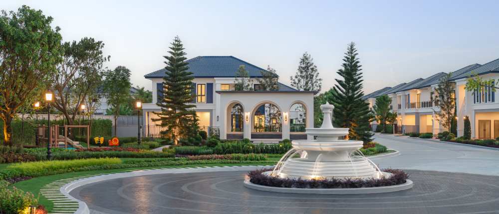 บรรยากาศสังคมบ้านเดี่ยวหรูย่านปิ่นเกล้า-จรัญ โครงการ THE CITY ปิ่นเกล้า - สิรินธร
