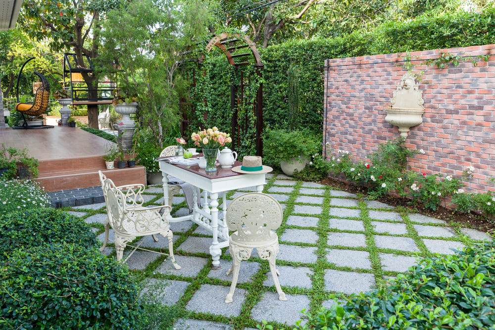 สวนหลังบ้านสไตล์อังกฤษ