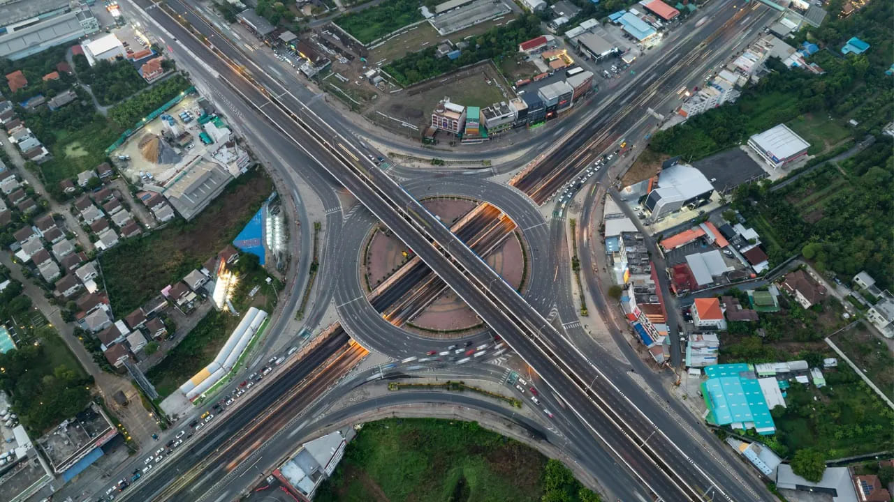 28_homestory-house-ratchapruek.jpg ถนนนครอินทร์ หนึ่งในจุดสำคัญของทำเลย่านราชพฤกษ์