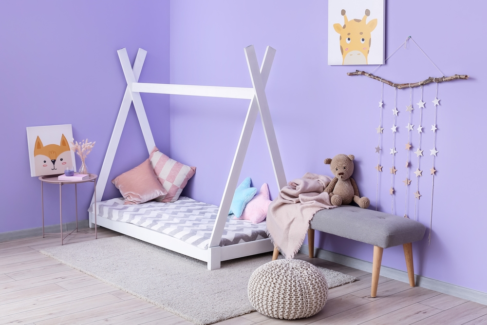 ห้องนอนเด็กโทนสีม่วงอ่อน