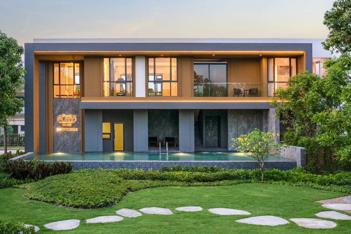 02_semi-detached-house-krungthepkreetha-ladkrabang.jpg ส่วนกลางภายในโครงการ GRANDE PLENO กรุงเทพกรีฑา