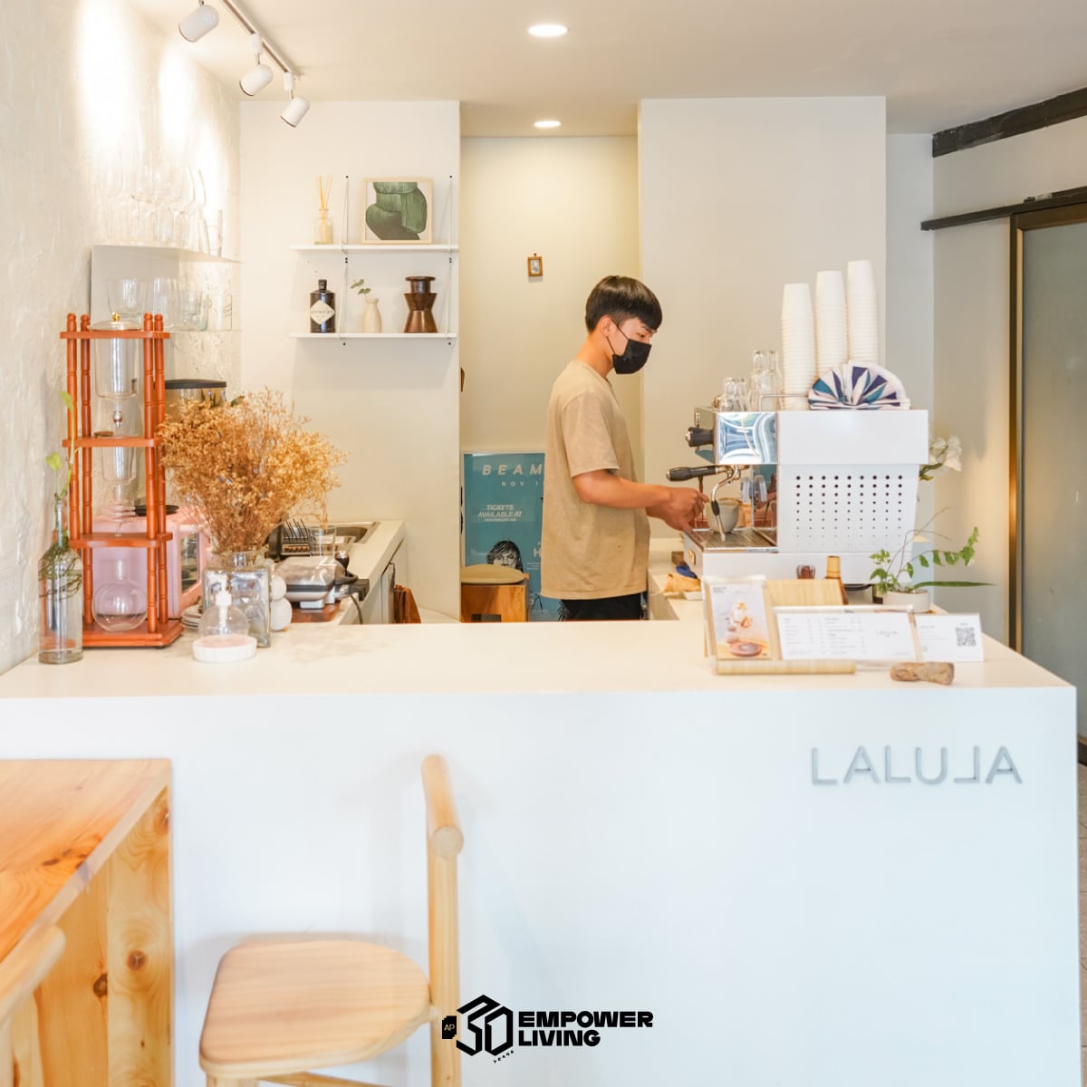 Lalula Cafe