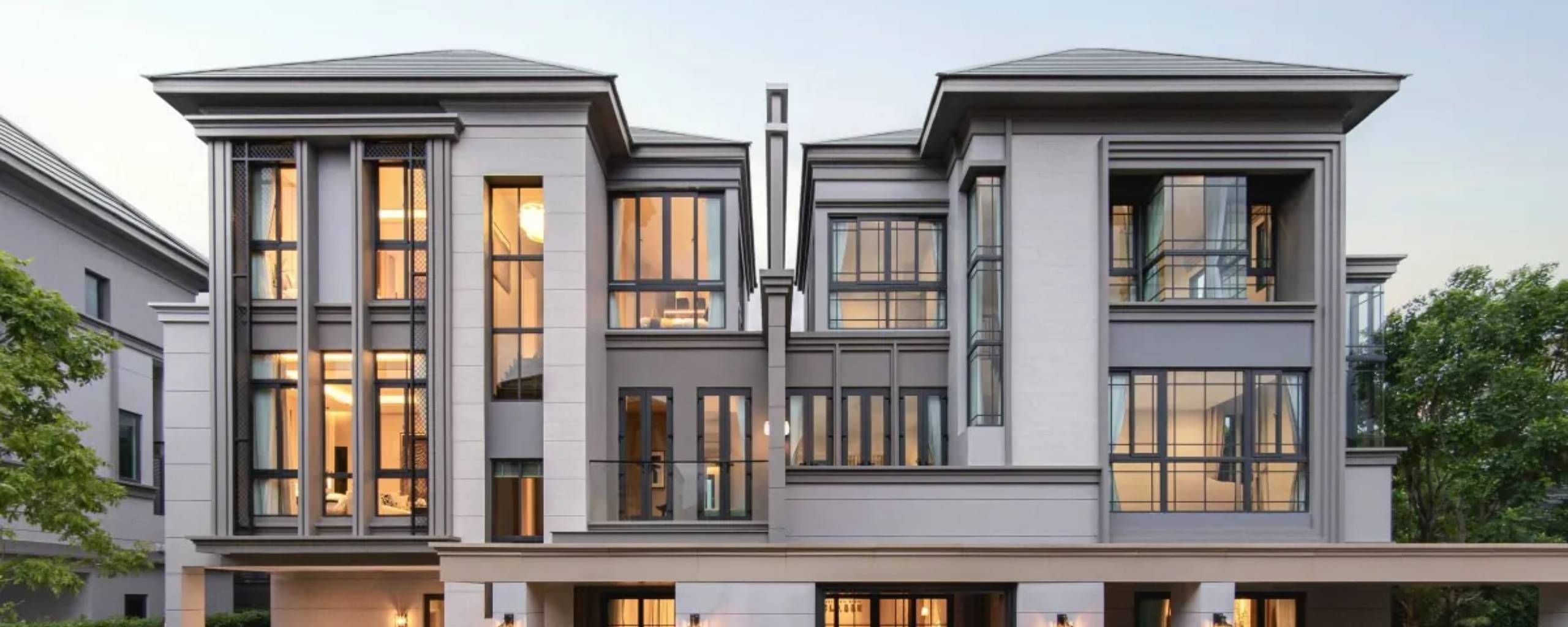 บ้านแฝดหรูลักซ์ชัวรีหลังใหญ่จาก AP Thai